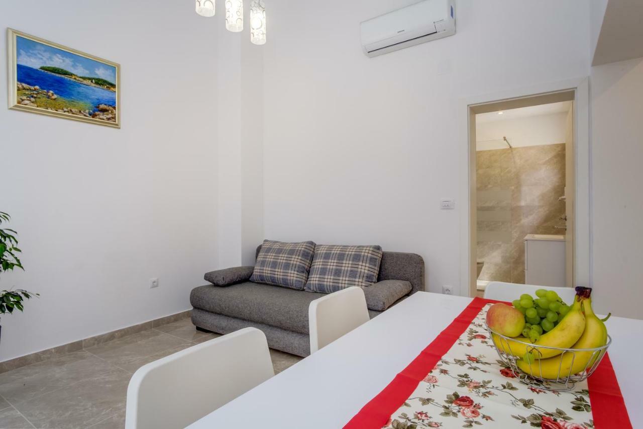 Apartmani Beatrice Mali Lošinj Extérieur photo